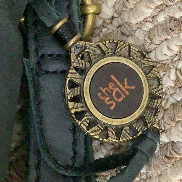 The Sak Black Serrano Leather Saddle Bag (Preowned) - Picture 6 of 9